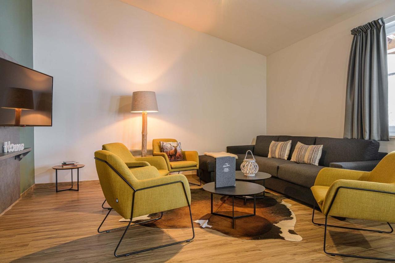 Alpenparks Apartment & Ferienresort Rehrenberg Viehhofen Bagian luar foto